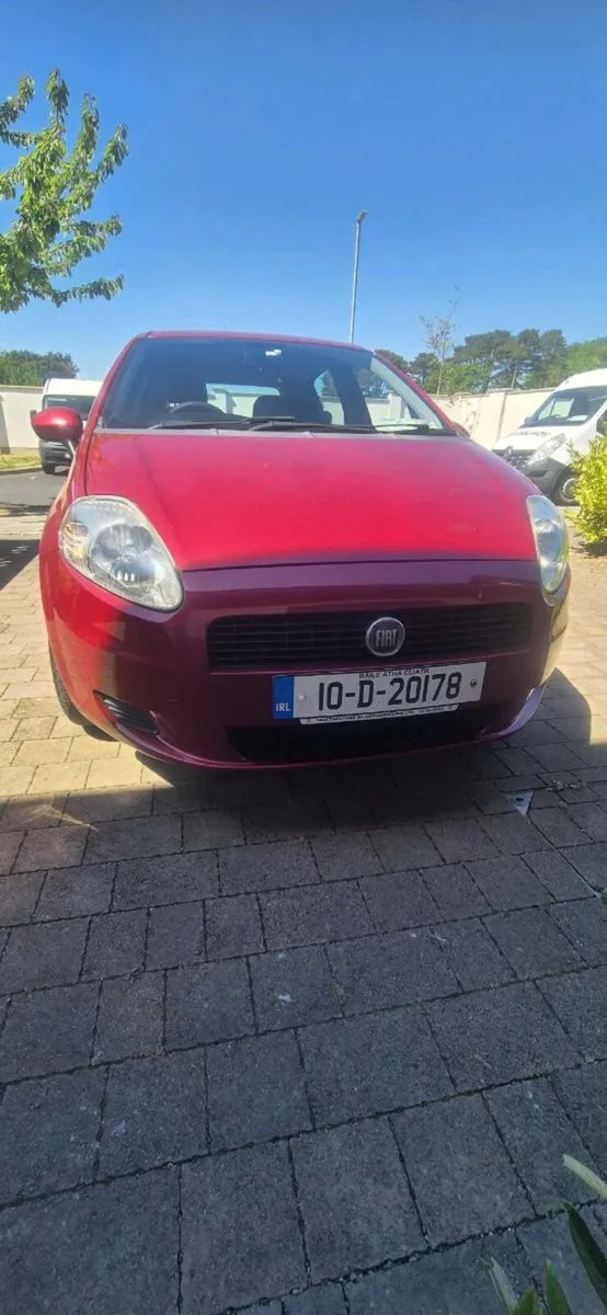 Fiat punto 1.2 easy to insure - Image 1