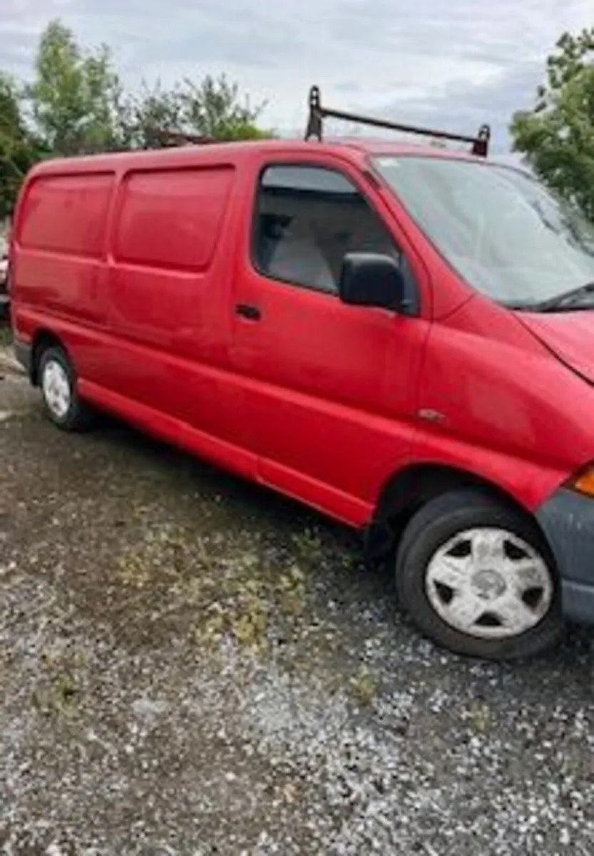 Toyota HiAce 2005 - Image 3