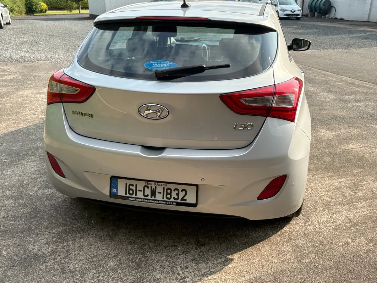 Hyundai i30 2016 TOP SPEC FULL LEATHER - Image 4