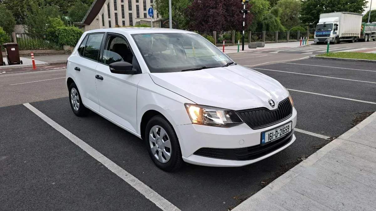 Fabia 2016 1.0 mpi petrol Fresh nct tax low milage - Image 1