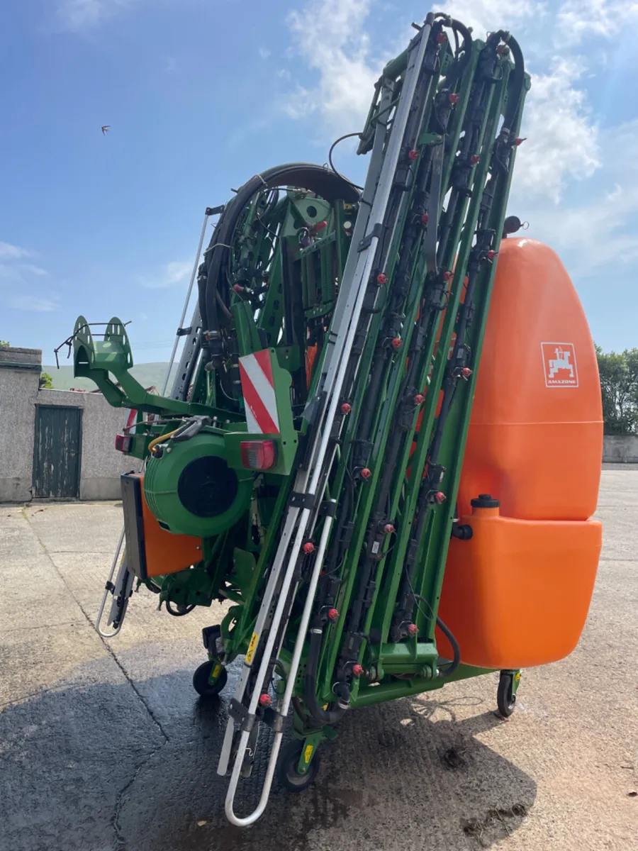 Amazone UF1801 sprayer, Full spec, Mint condition. - Image 4