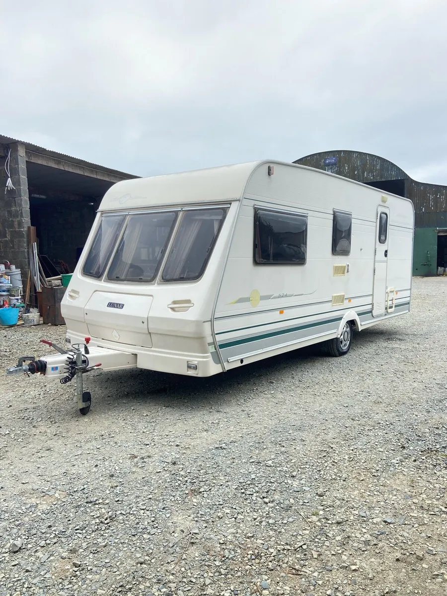 Lunar caravan - Image 1