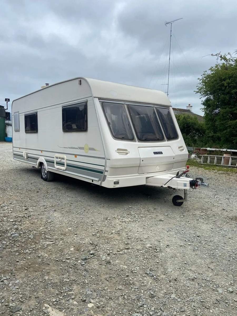 Lunar caravan - Image 2