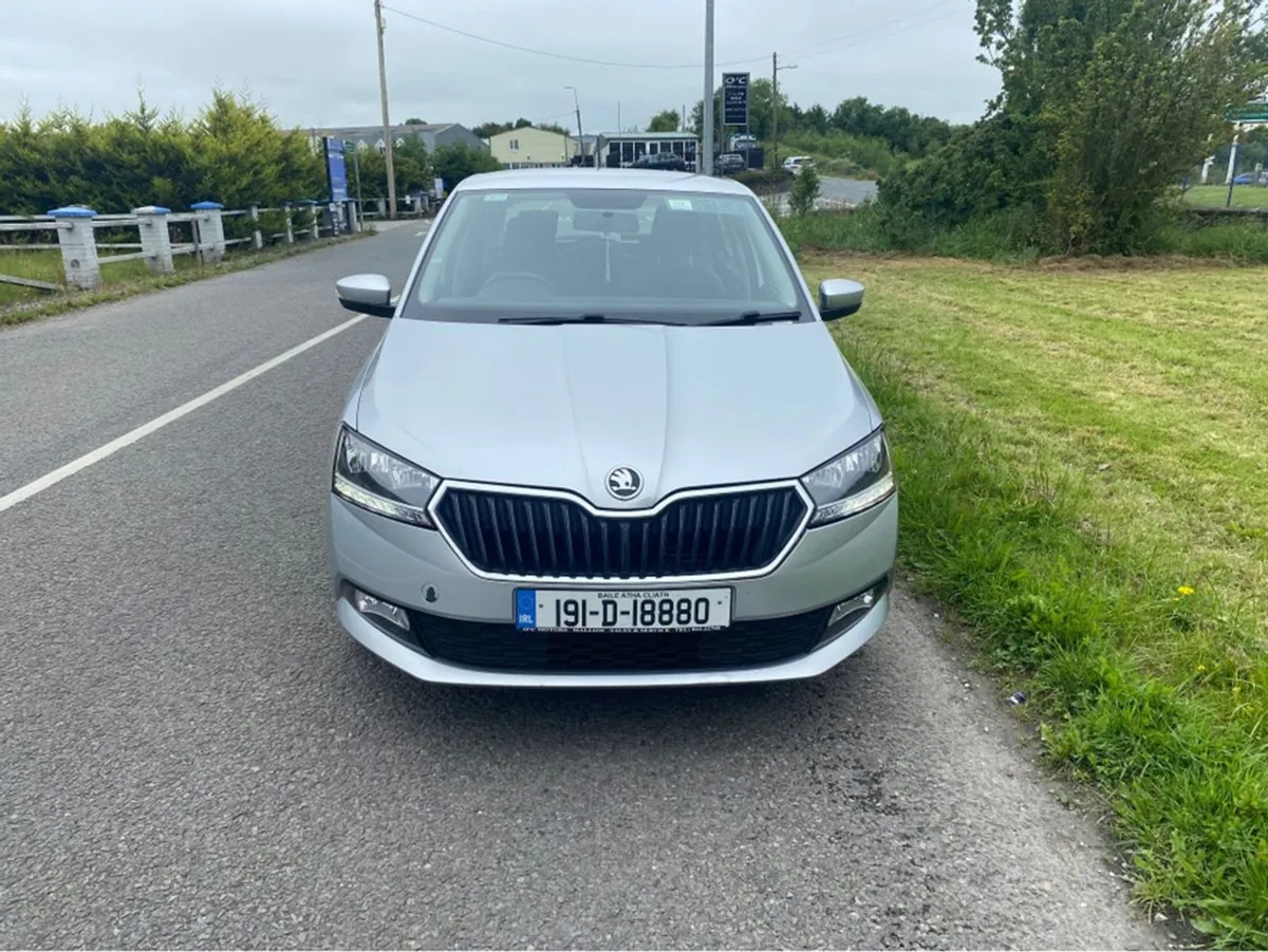 Skoda Fabia Ambition 1.0 MPI 75hp 4DR - Image 3