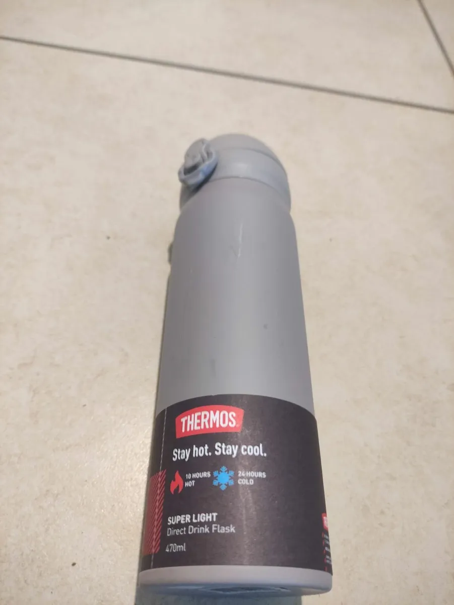 Thermos Superlight Direct Drink Flask in Silver - Image 2