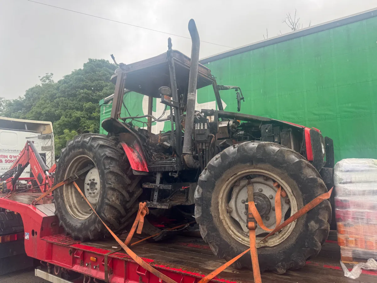 Massey Ferguson 5455 For Breaking