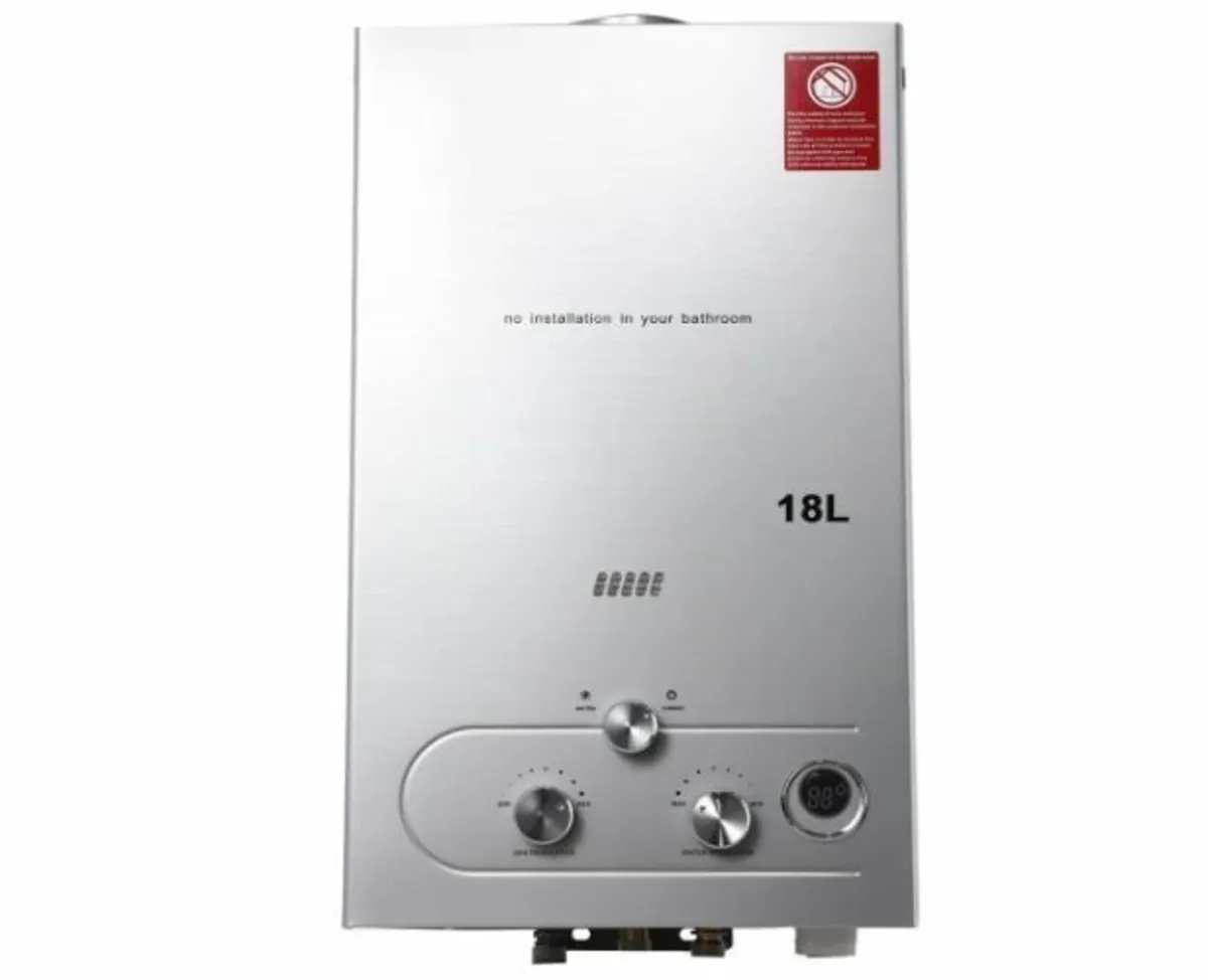 Tankless Gas Water Heater, 18L Outdoor - Image 1