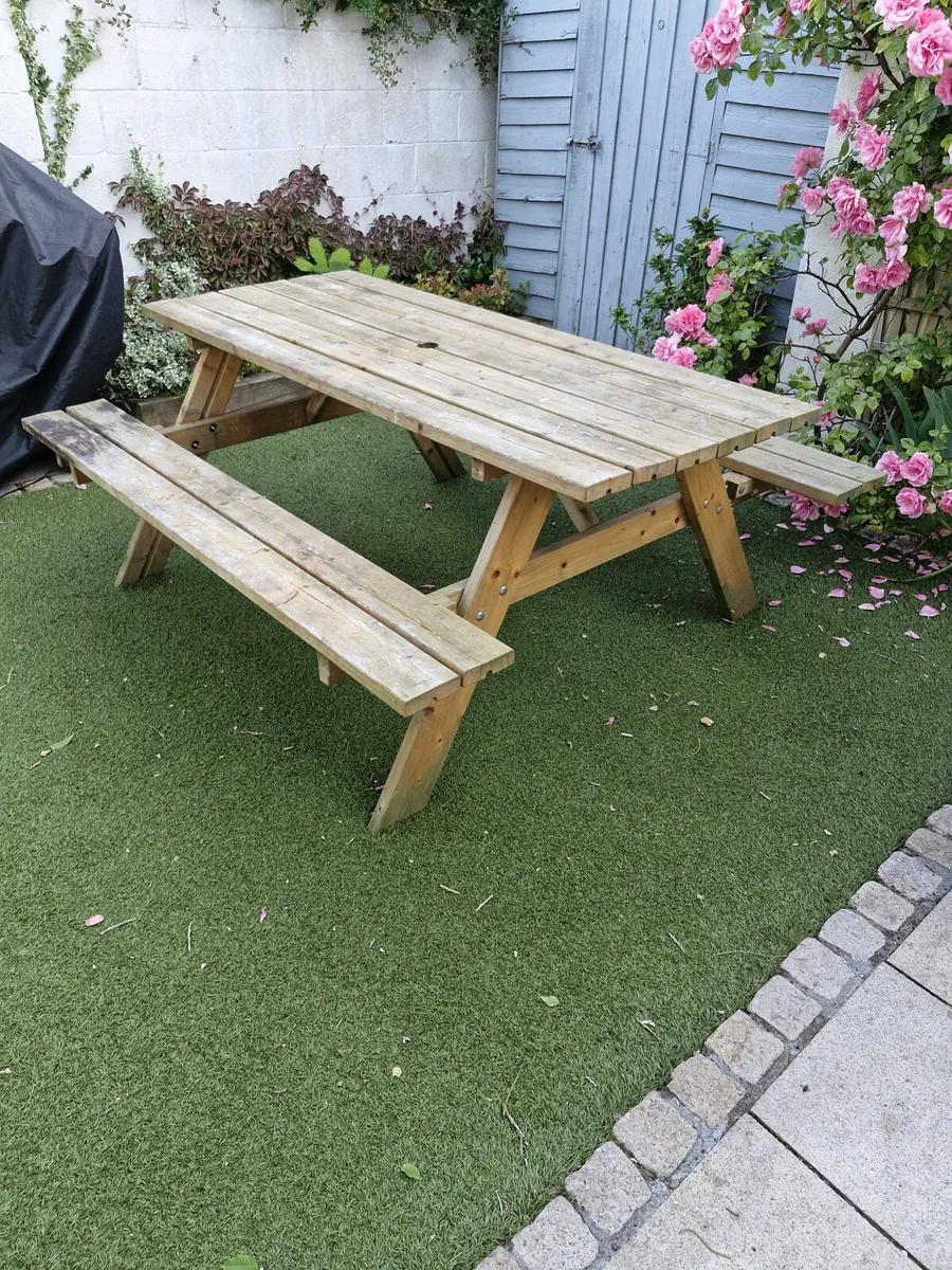 Picnic table - Image 3
