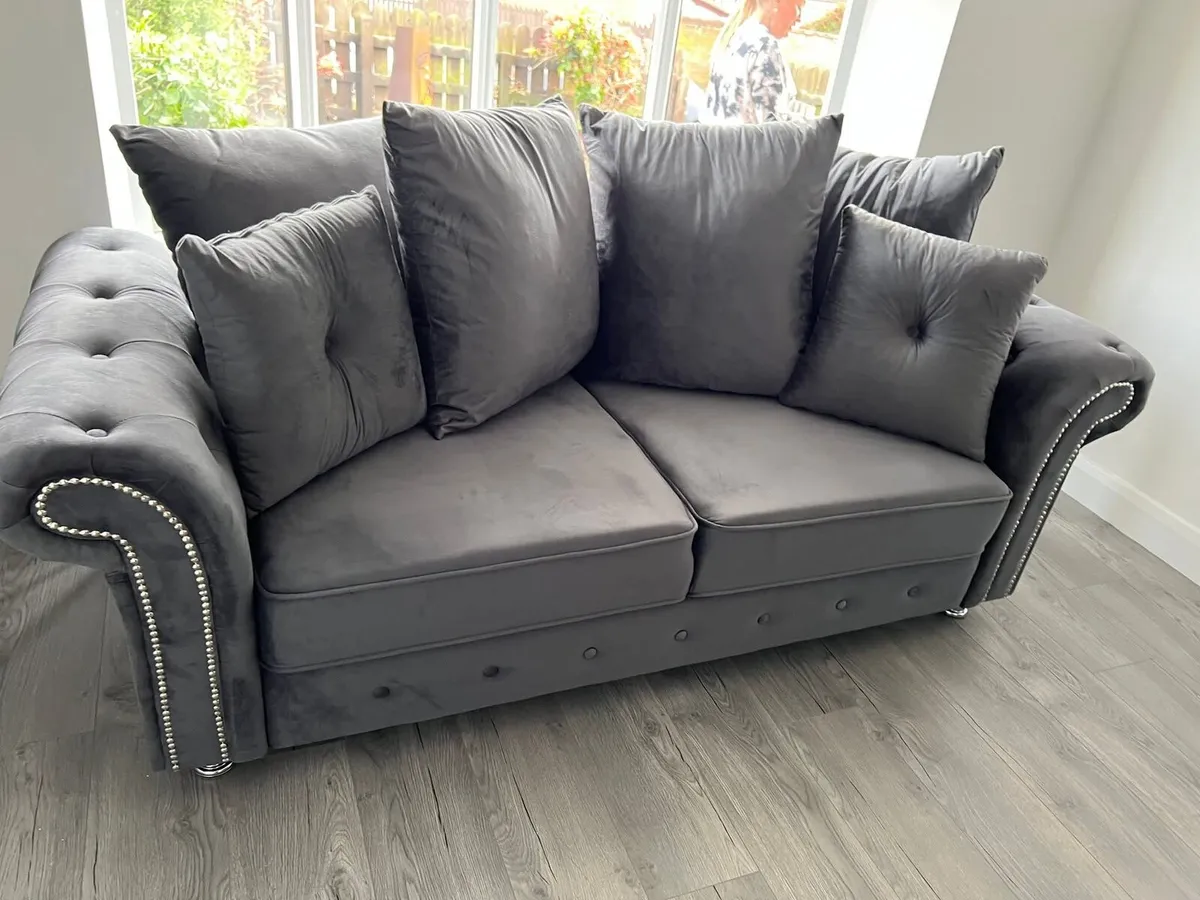 Olympia Ashwin Grey Chesterfield Sofa - Image 4