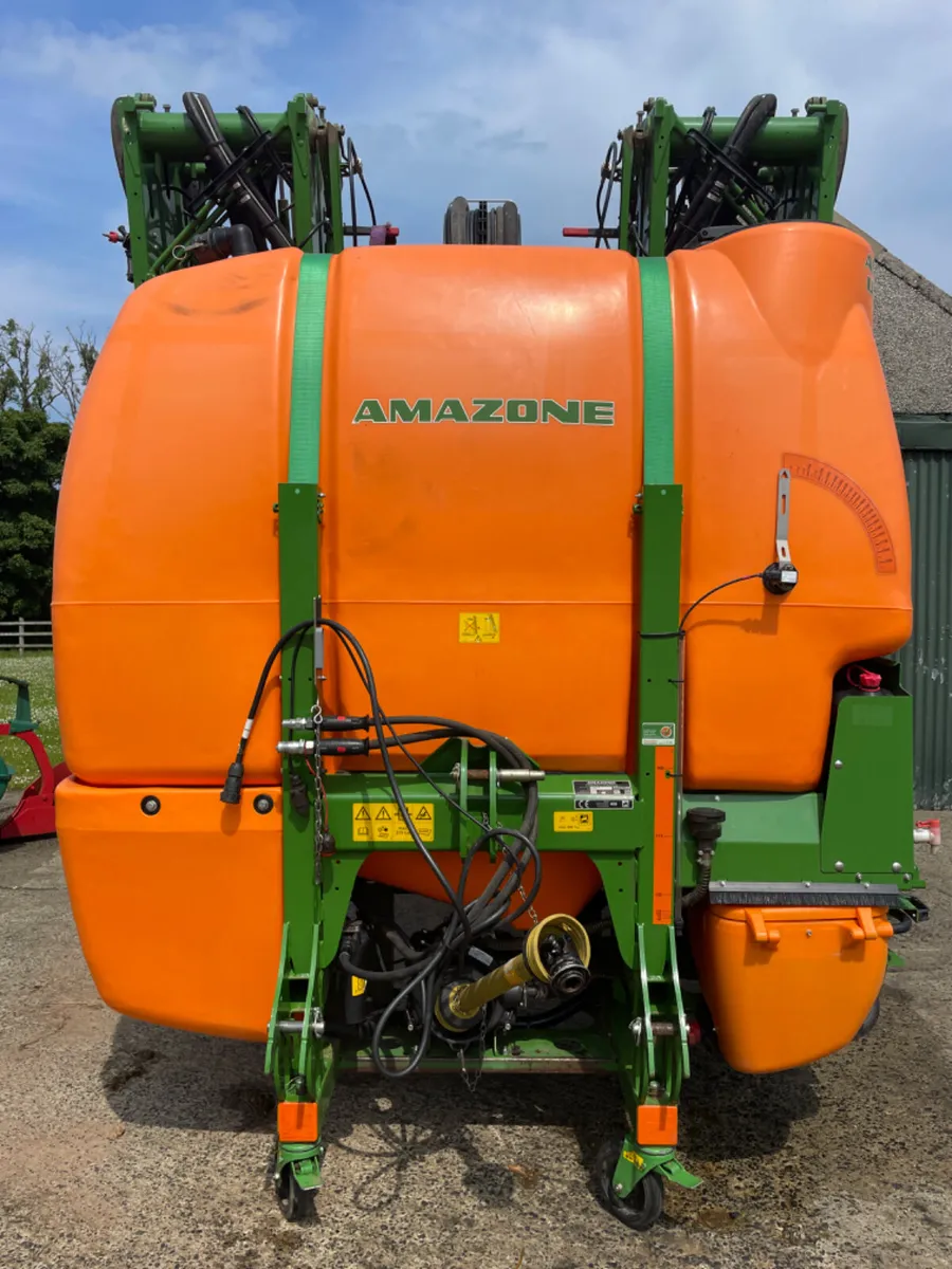 Amazone UF1801 sprayer, Full spec, Mint condition. - Image 1