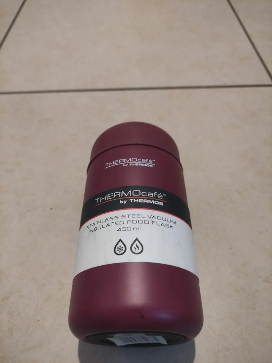 Thermocafe Food Flask in Cherry - Brand New - Image 1