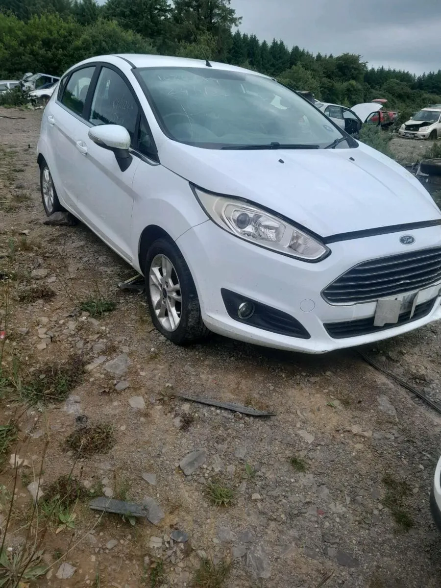 Breaking ford fiesta 2010-2015 - Image 3