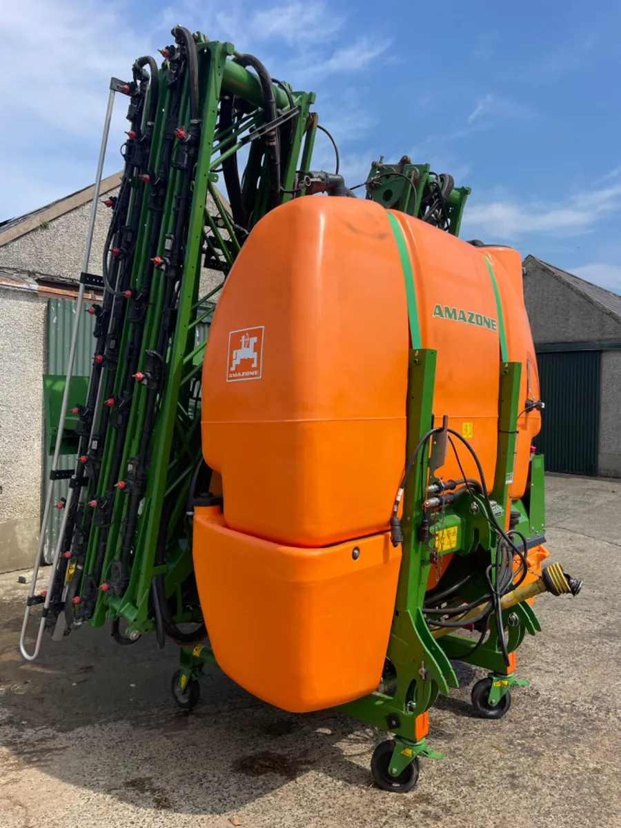 Amazone UF1801 sprayer, Full spec, Mint condition. - Image 2