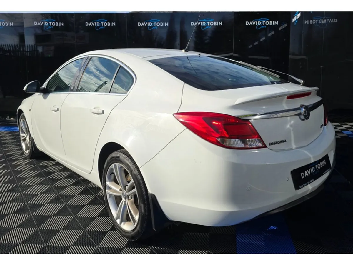 Opel Insignia Exclusive 2.0 Cdti - Image 2