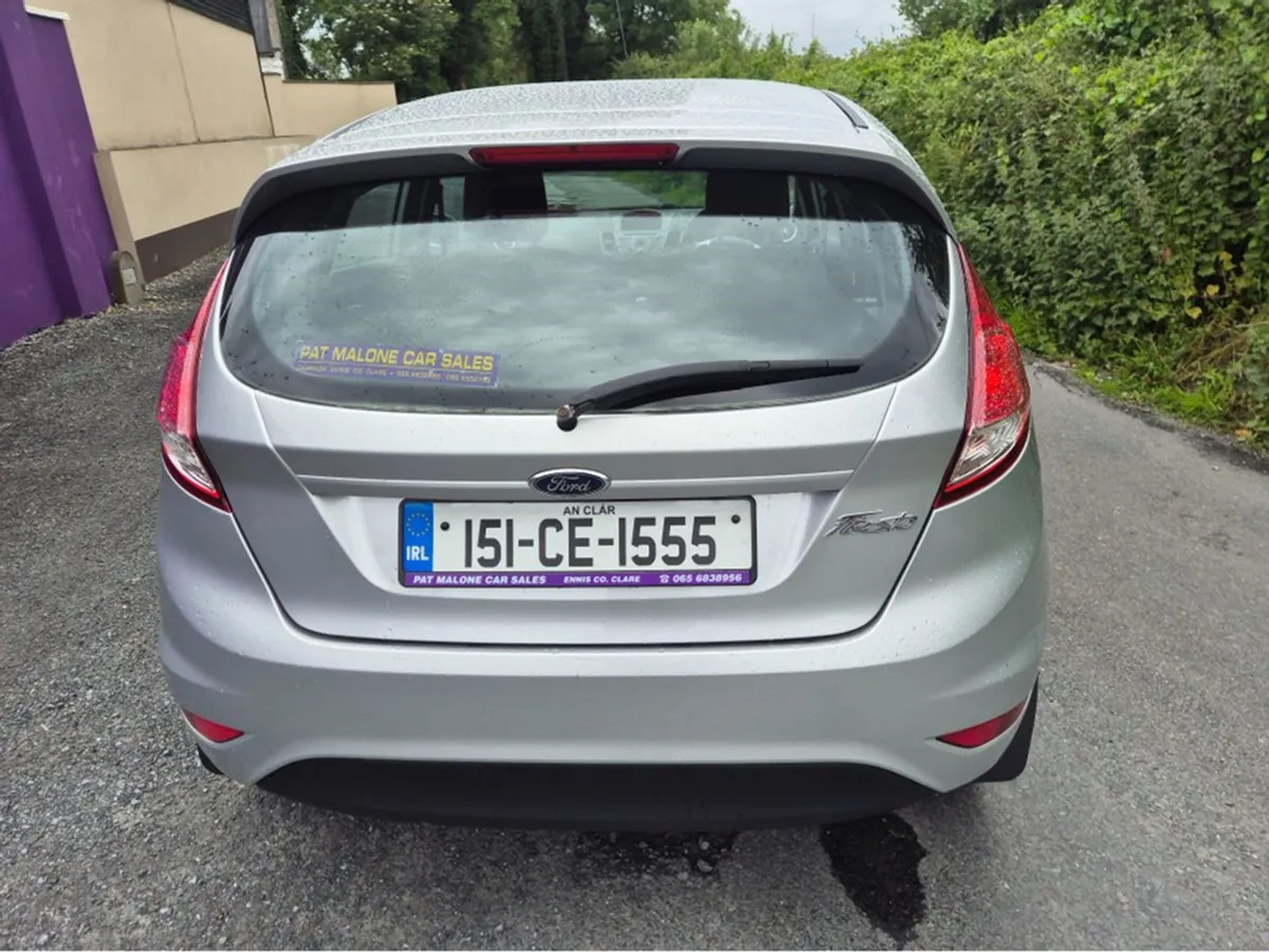Ford Fiesta MCA Zetec 1.5 75ps M5 4DR 5DR - Image 4