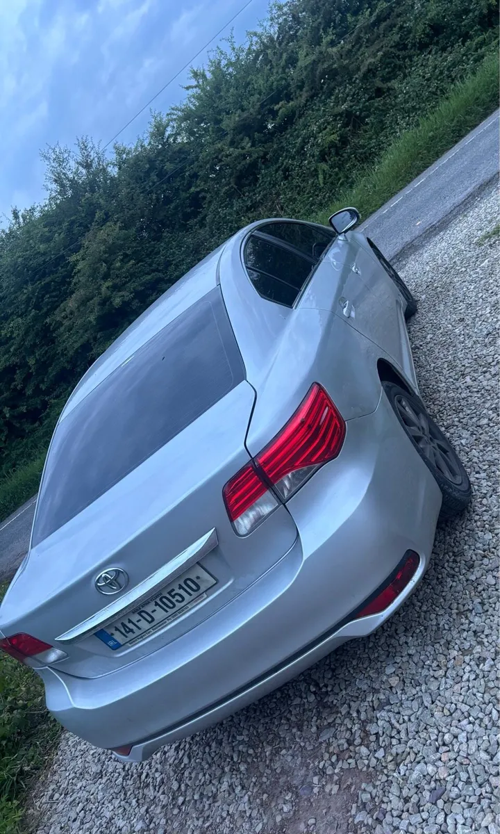 Toyota avensis - Image 4