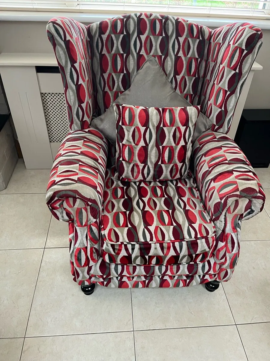 2 Queen Anne Armchairs, couch and foot stool - Image 4