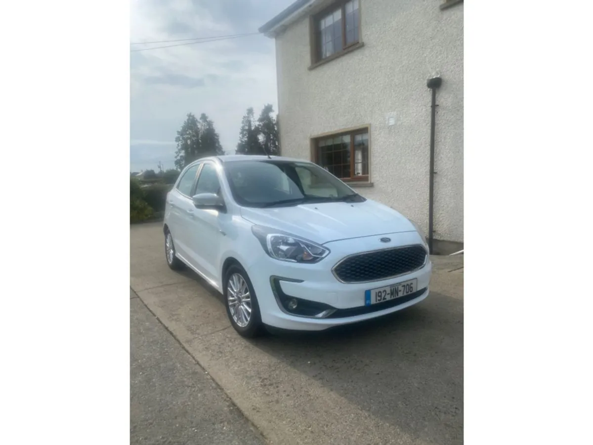 Ford KA+ 1.2 Zetec 5 DR - Image 2