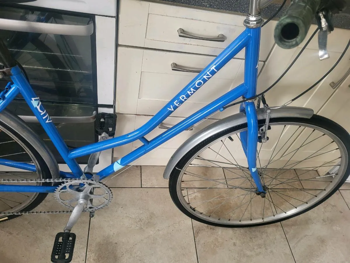 Ladies bike - Image 2