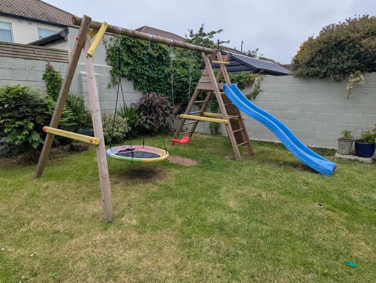 Bosse Play Swing Set - Image 2