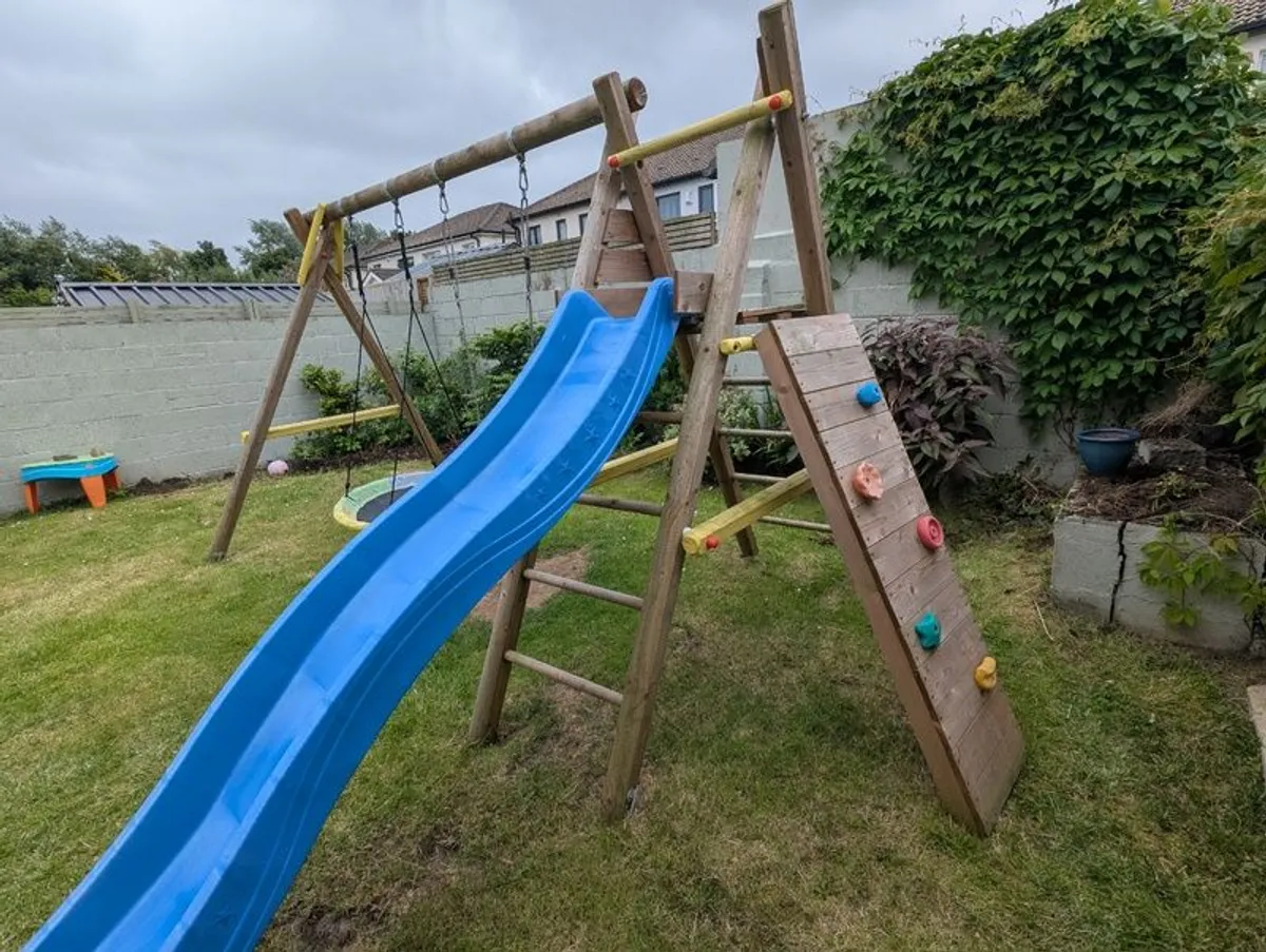 Bosse Play Swing Set - Image 4