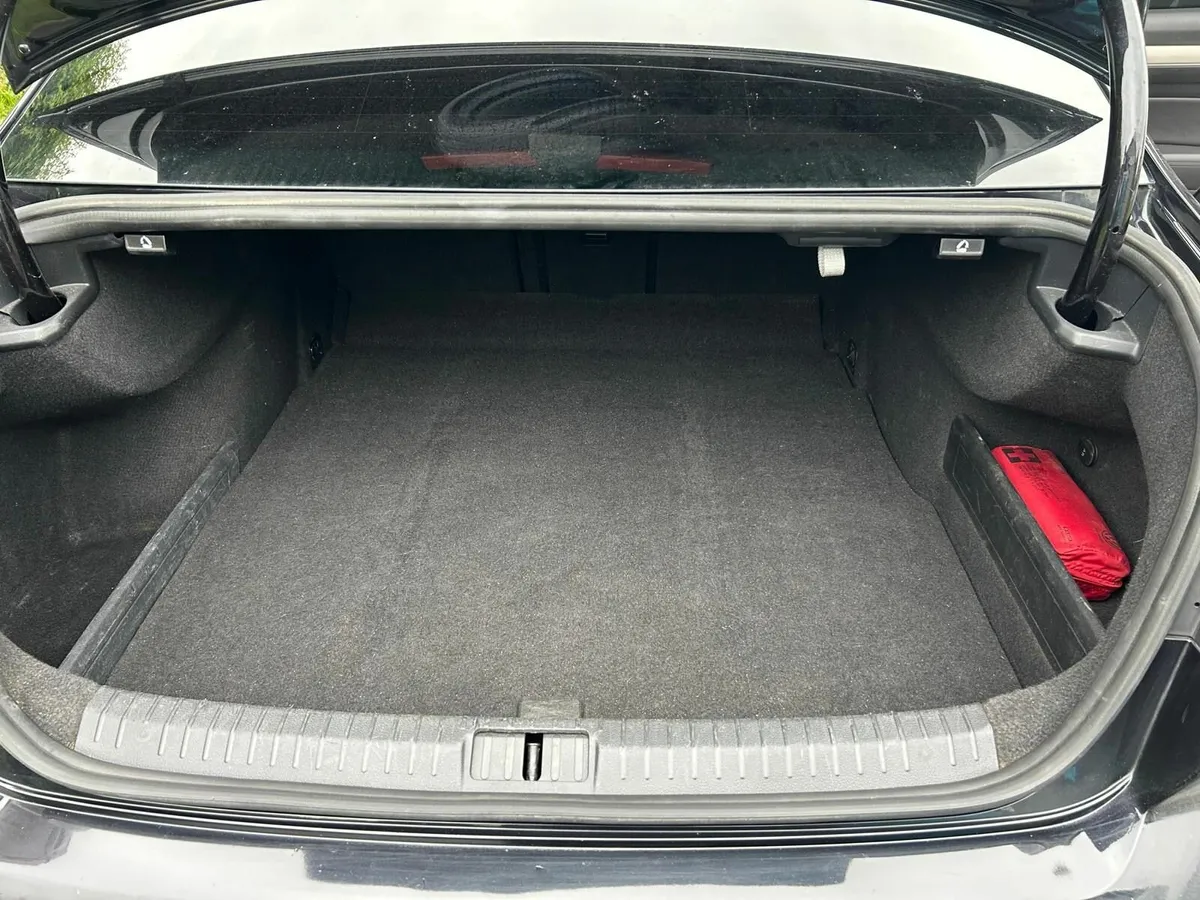 Volkswagen Passat 2016 - Image 3
