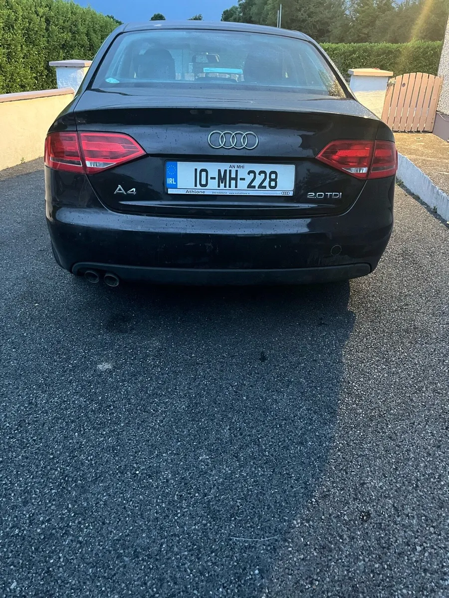 Audi A4 - Image 2
