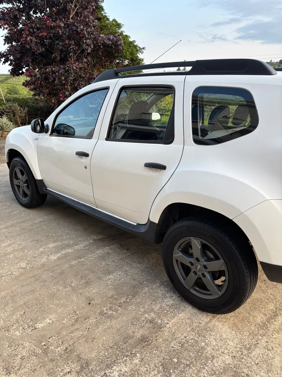 Dacia Duster 2014 - Image 1