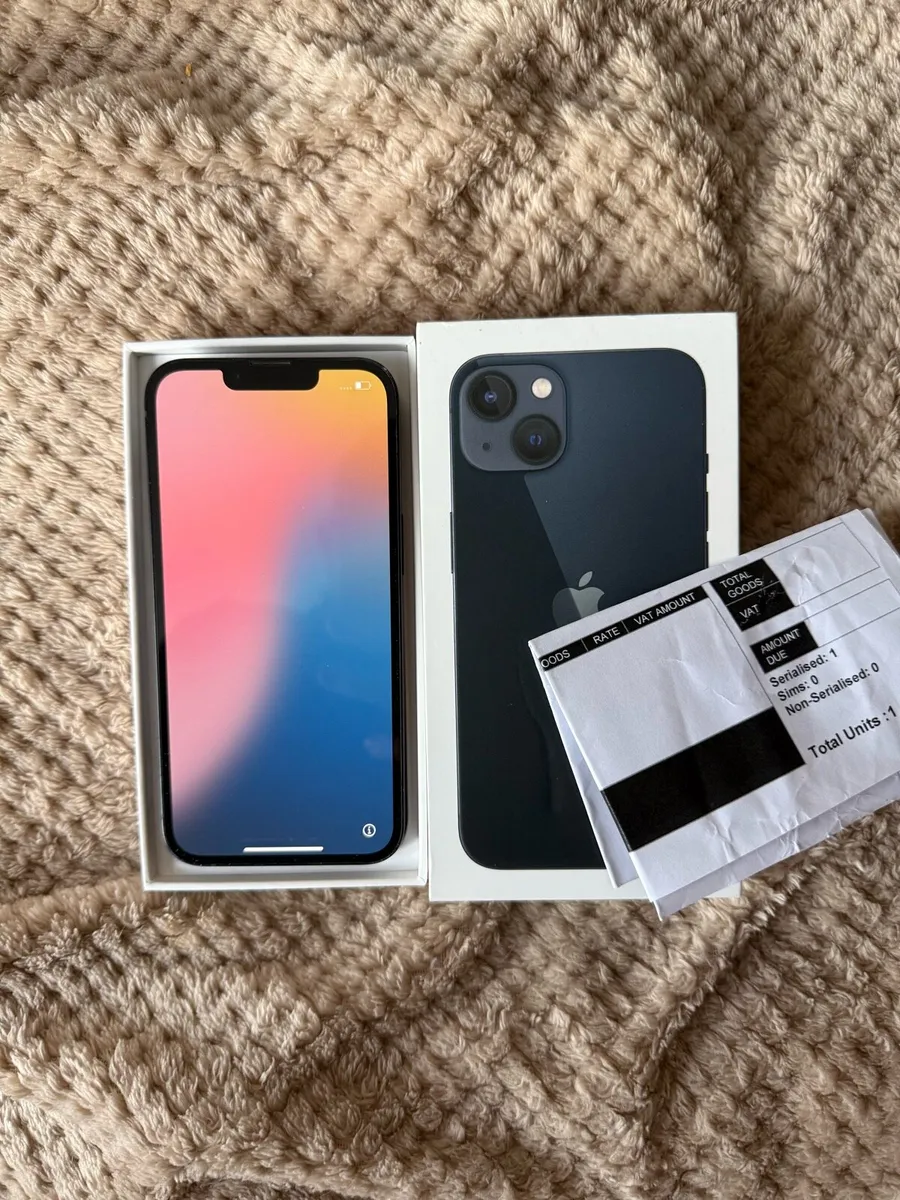 I phone 13 - Image 1