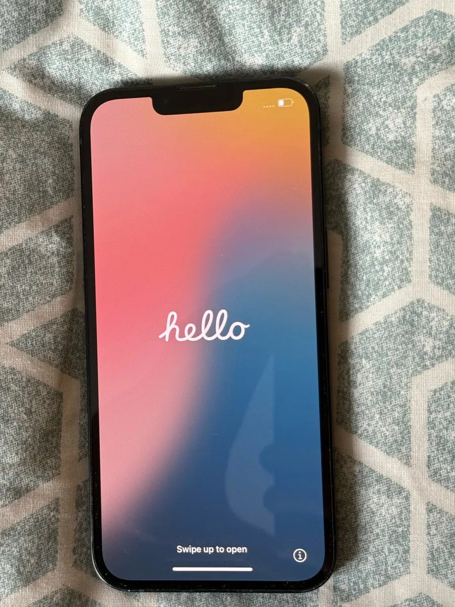 I phone 13 - Image 2