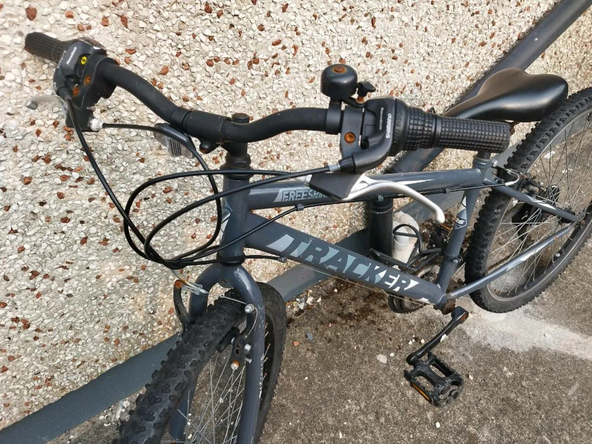 Boy's Mountain bike - Image 3