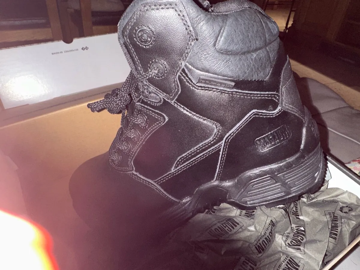Magnum Steel Cap Black Leather Boots - Image 1