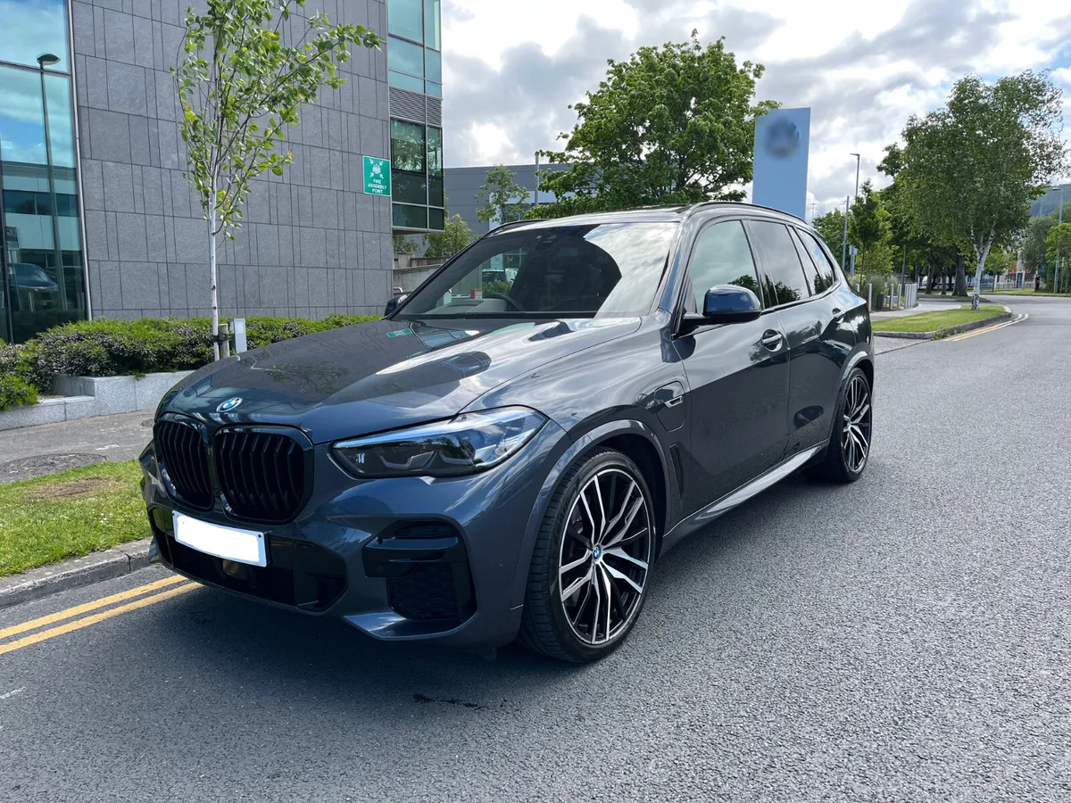 2022 BMW X5 45e M-Sport - LOW Mileage - Image 2