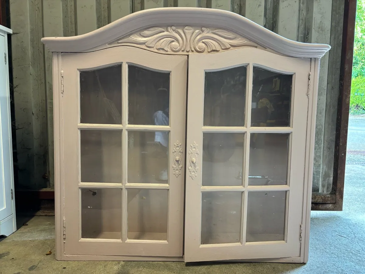 Vintage wall glass unit