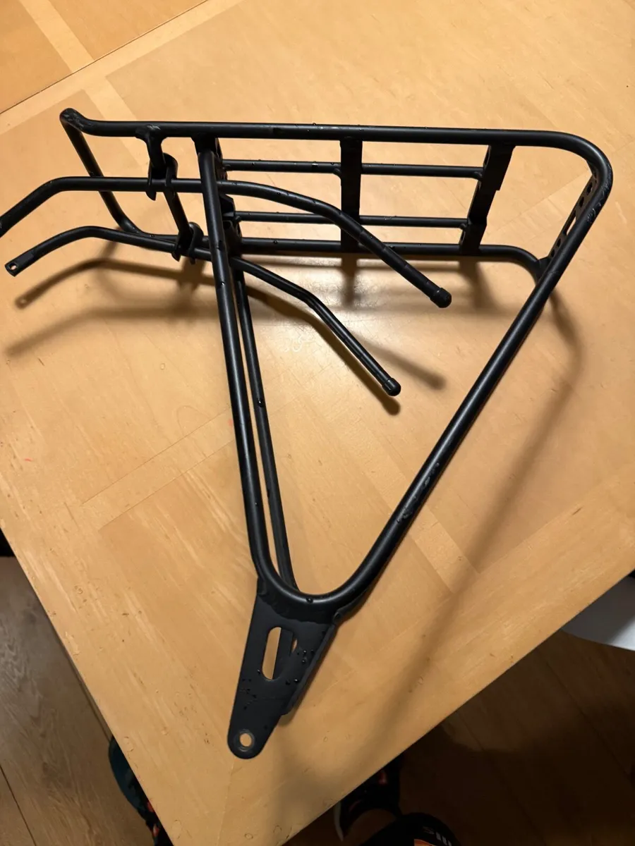 Bike racks - Image 1