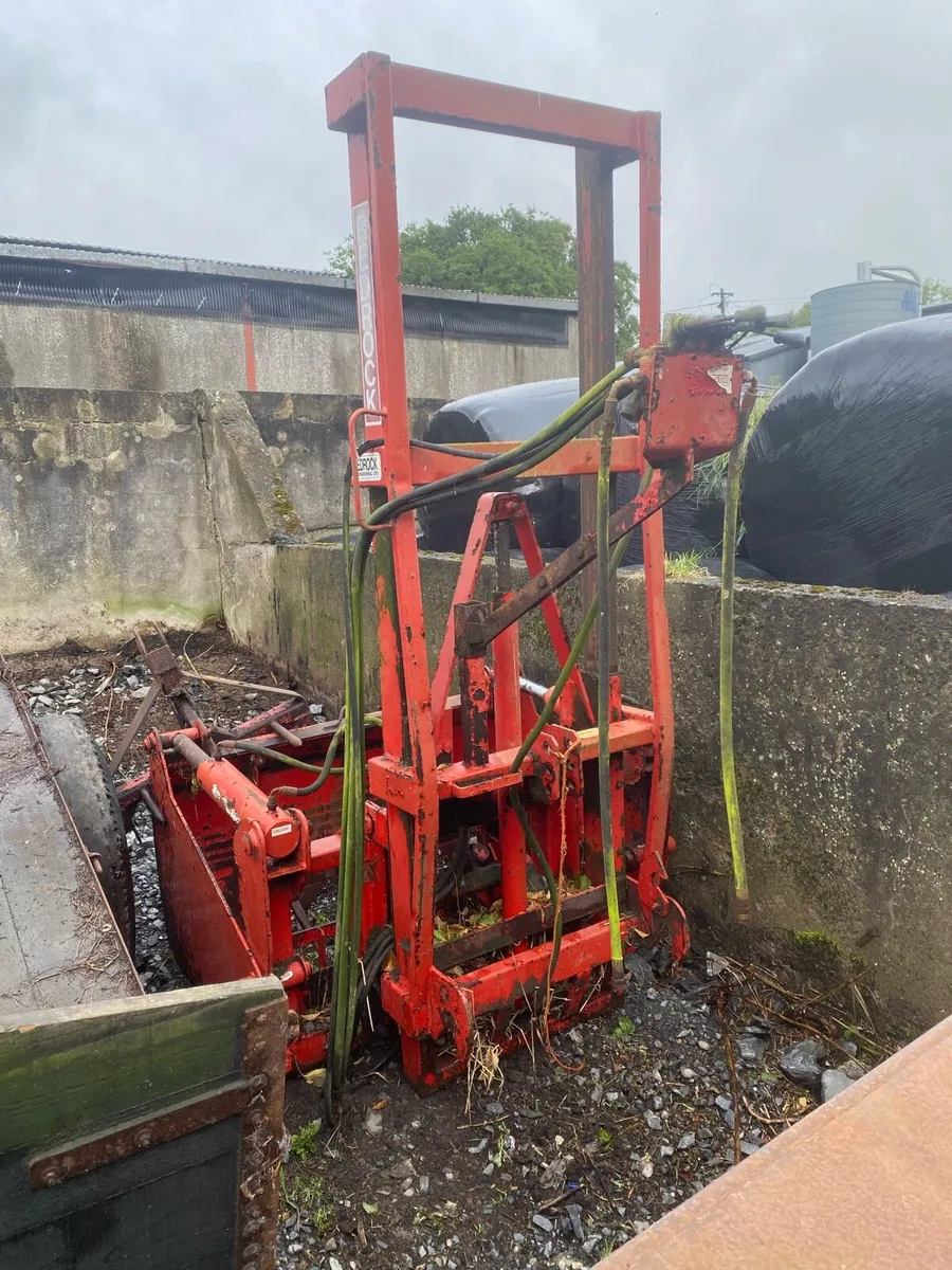 Farm machinery - Image 1