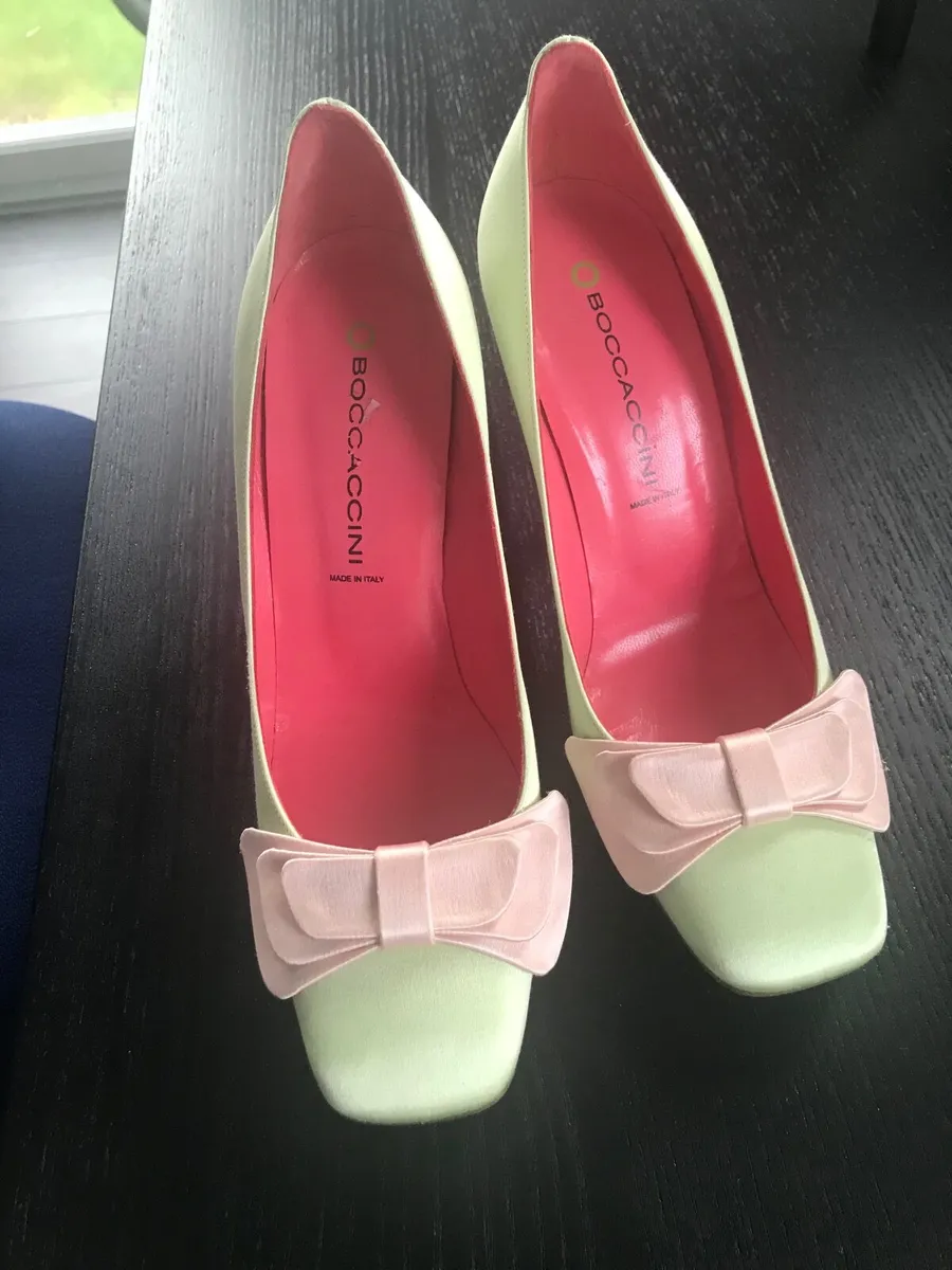 Ladies shoes - Image 1