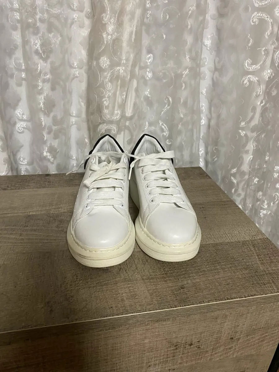Alexander McQueen Sneakers - Image 2