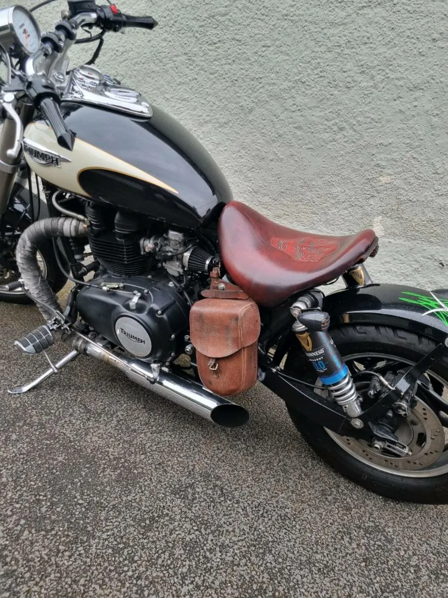 2010 triumph speedmaster bobber - Image 1