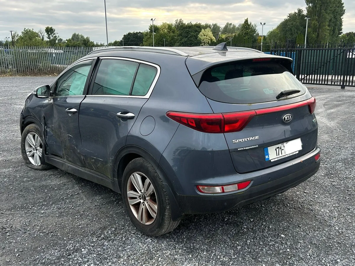 2017 KIA Sportage - Image 4