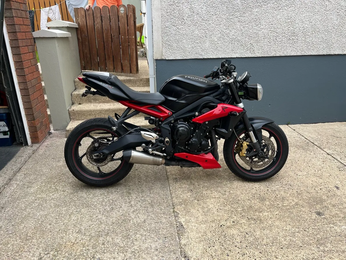 2015 street triple truimph - Image 2