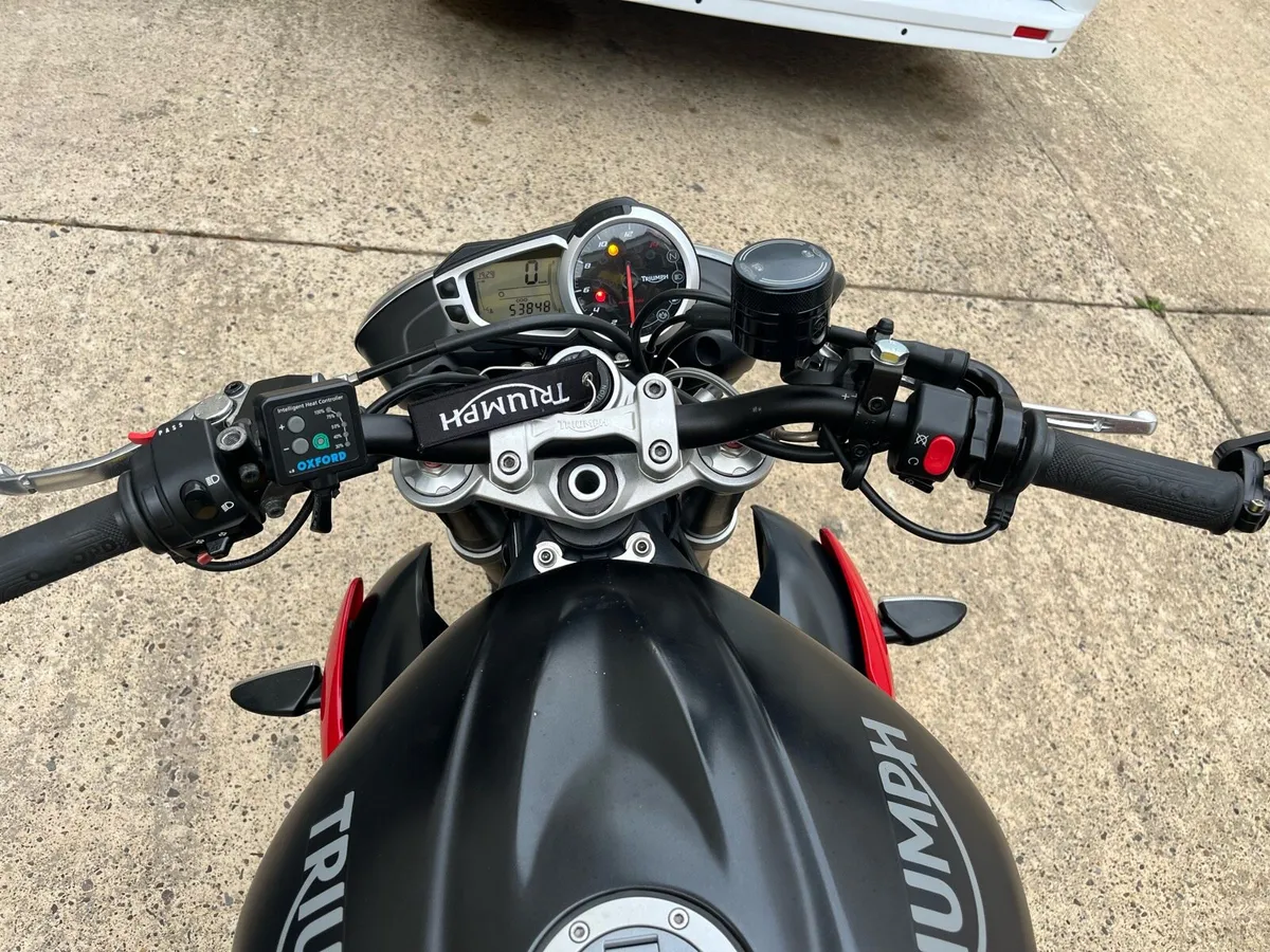 2015 street triple truimph - Image 4