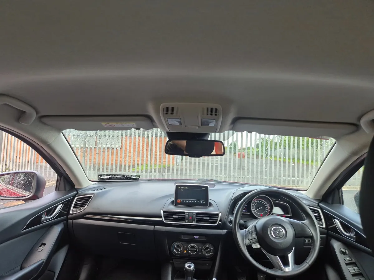Mazda Mazda3 2015 - Image 3