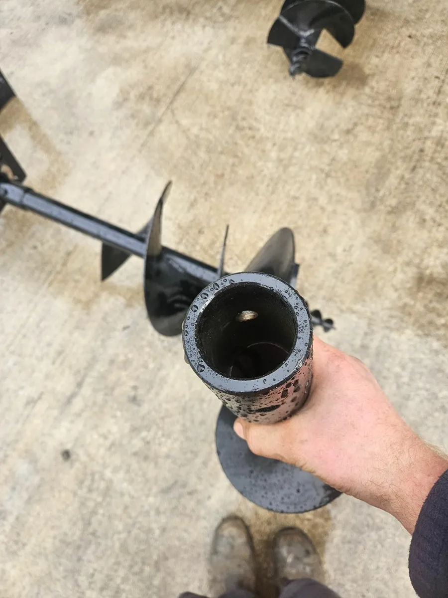 Auger with  8,12,16inch bits - Image 3