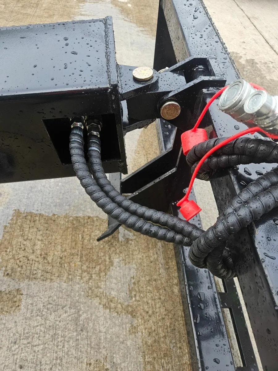Auger with  8,12,16inch bits - Image 4
