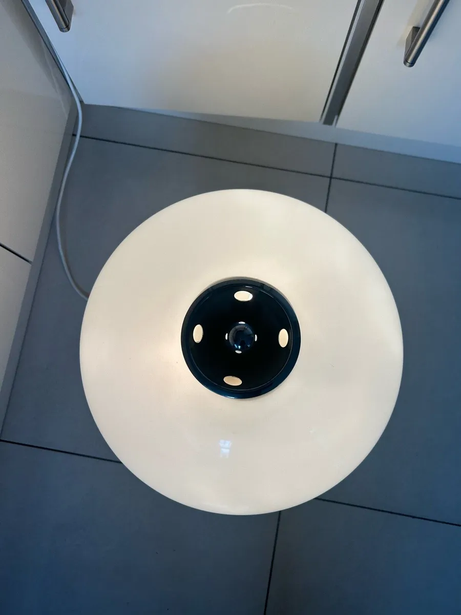Guzzini mushroom table lamp retro vintage - Image 3