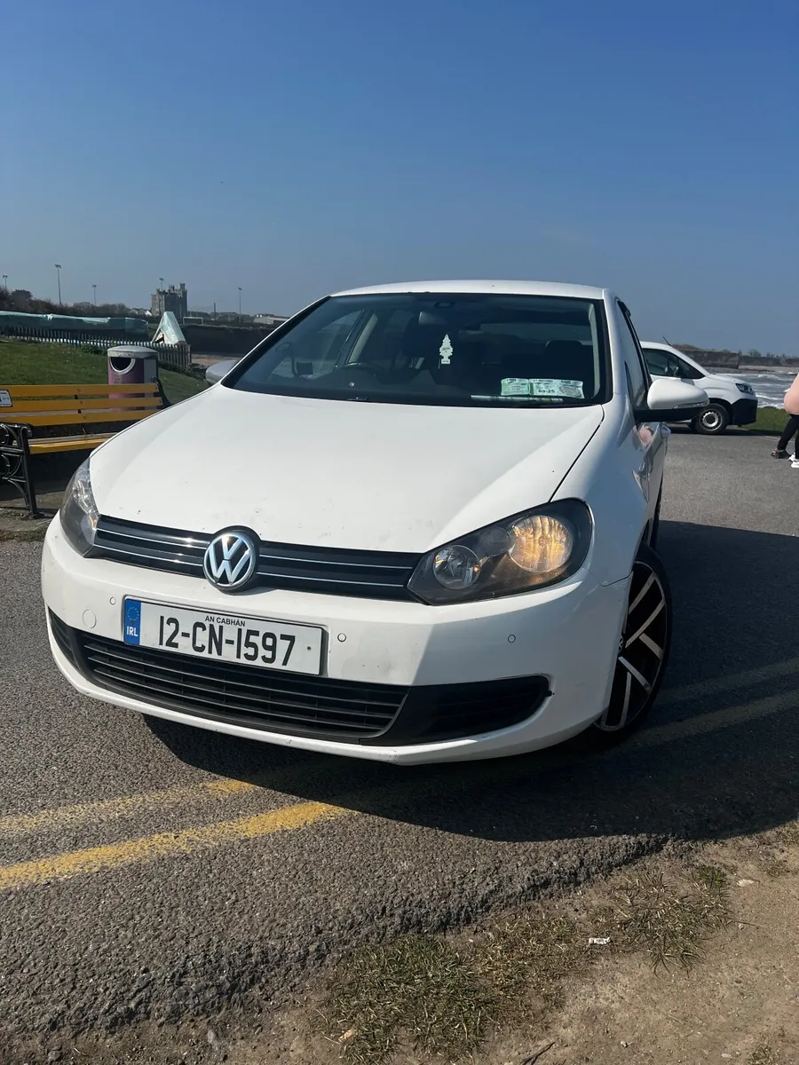 Volkswagen Golf 2012 - Image 1
