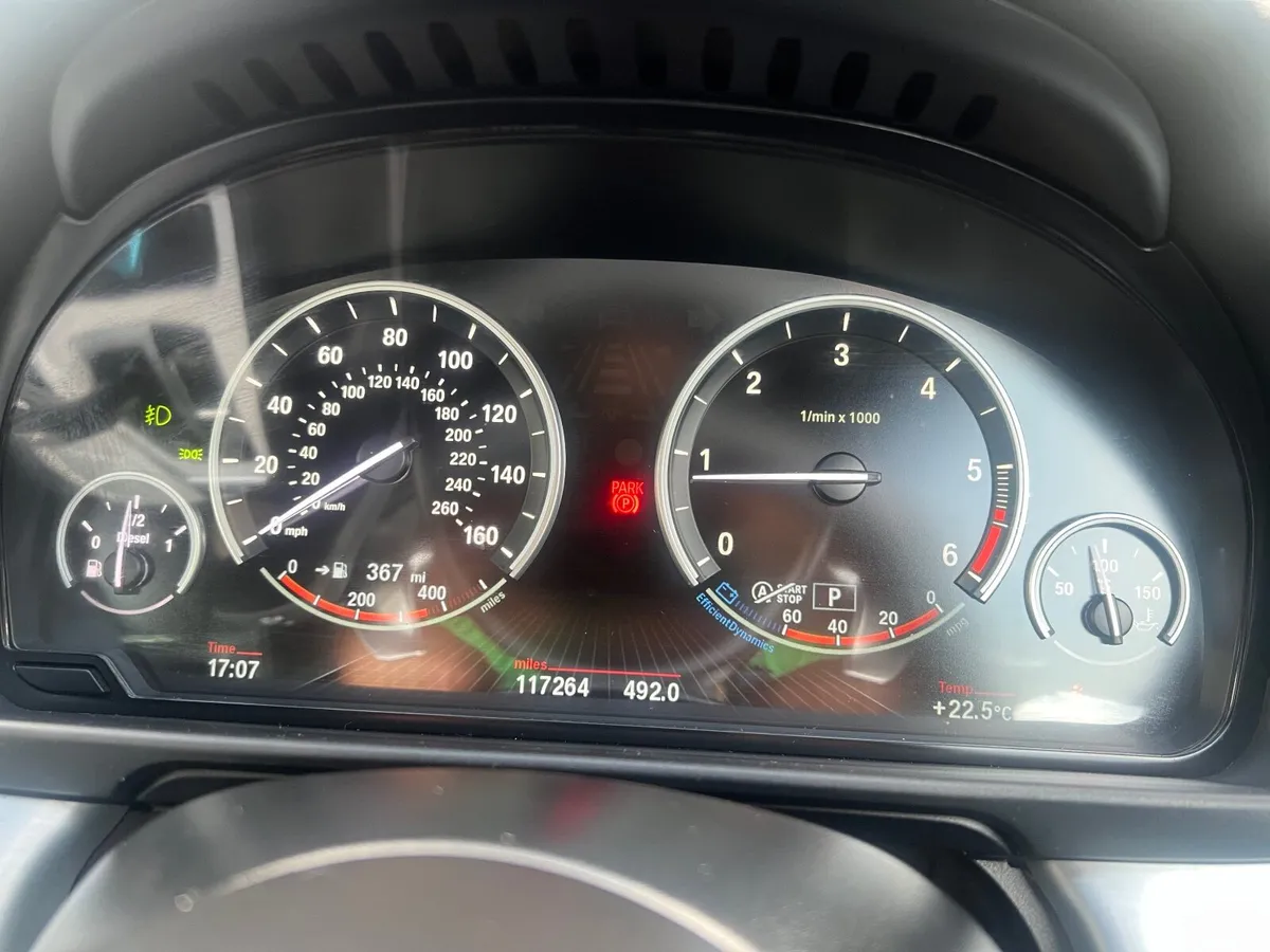 BMW 5-Series 2017 - Image 3