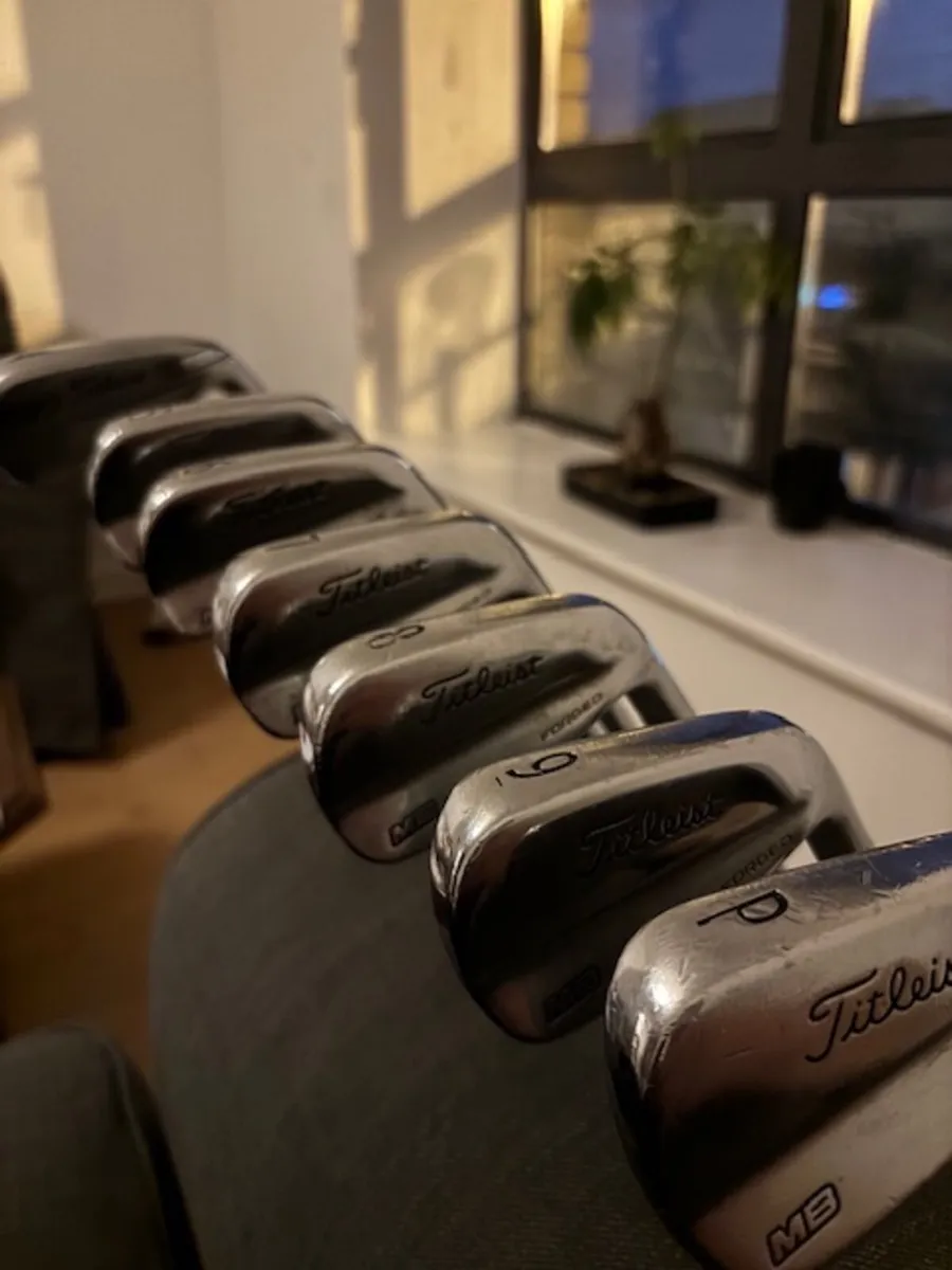 Titleist Iron Set - Image 3