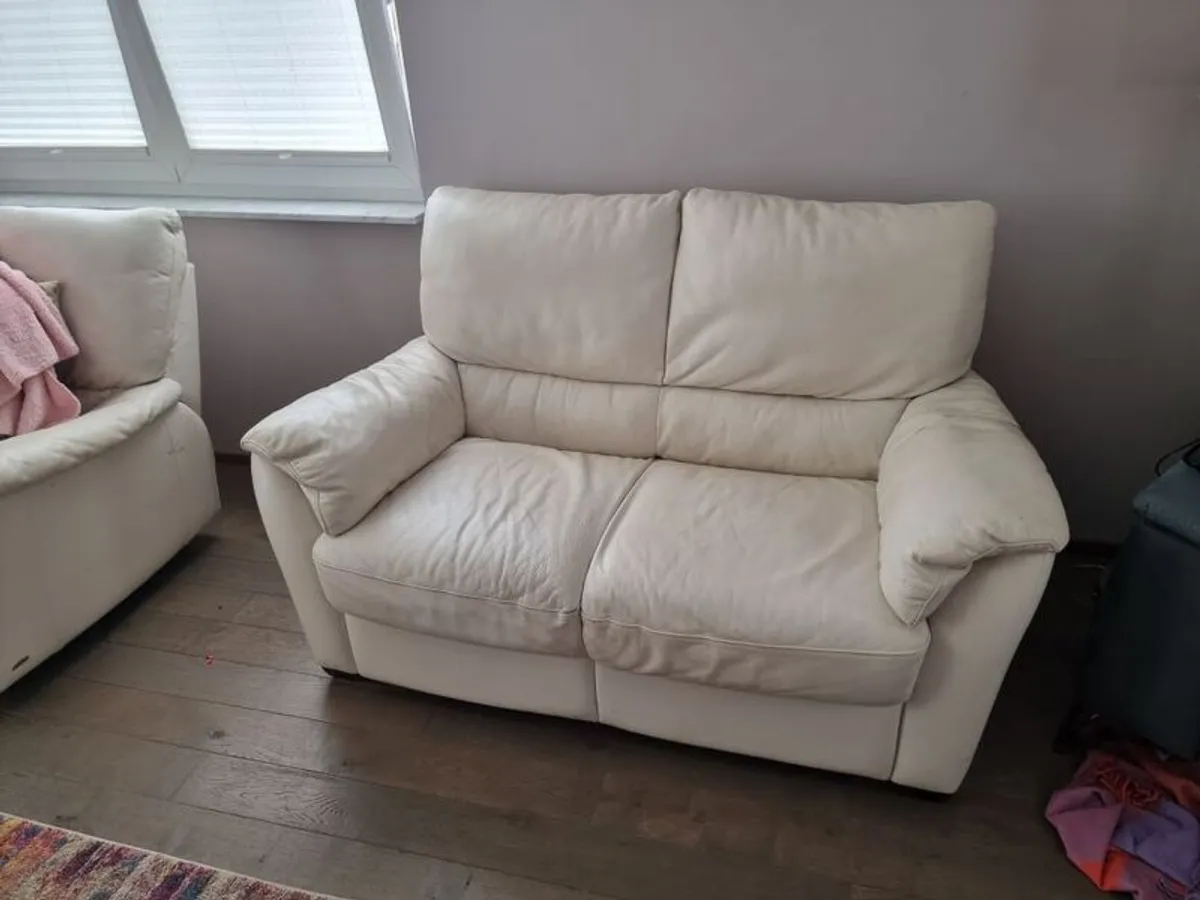 3-2-1 natuzzi leather italian suite - Image 1